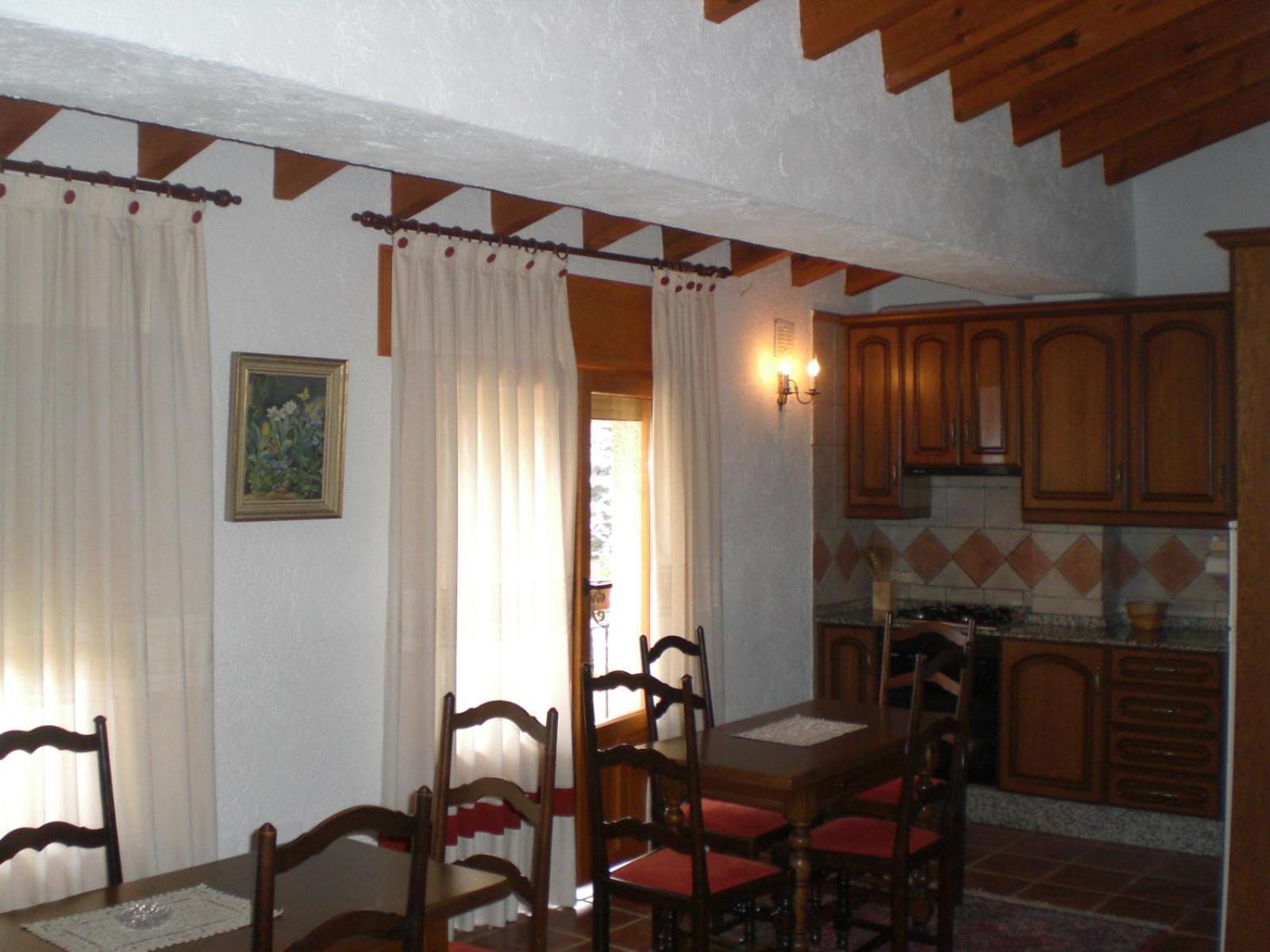 At Restaurante El Palacil 벨레즈블랭코 외부 사진
